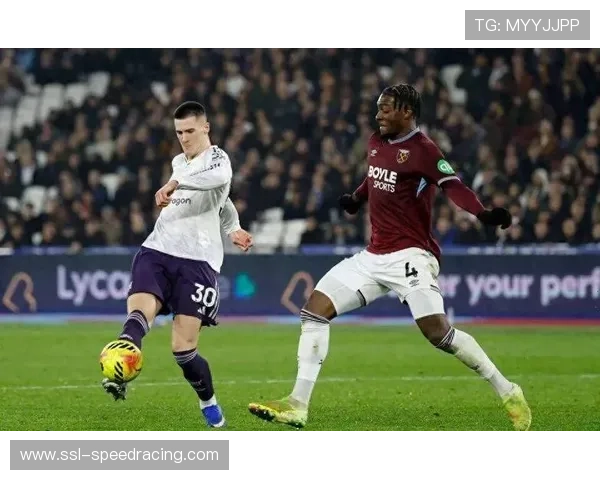 曼联客场1-1绝平西汉姆联,谢什科补时阶段抢点垫射扳平比分 曼联客场1-1绝平西汉姆联,谢什科补时阶段抢点垫射扳平比分